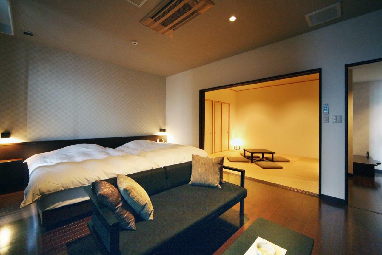 Amane Resort Seikai Бепу Екстериор снимка A Japanese-style room with a futon